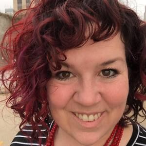 Meet your Posher, Carissa